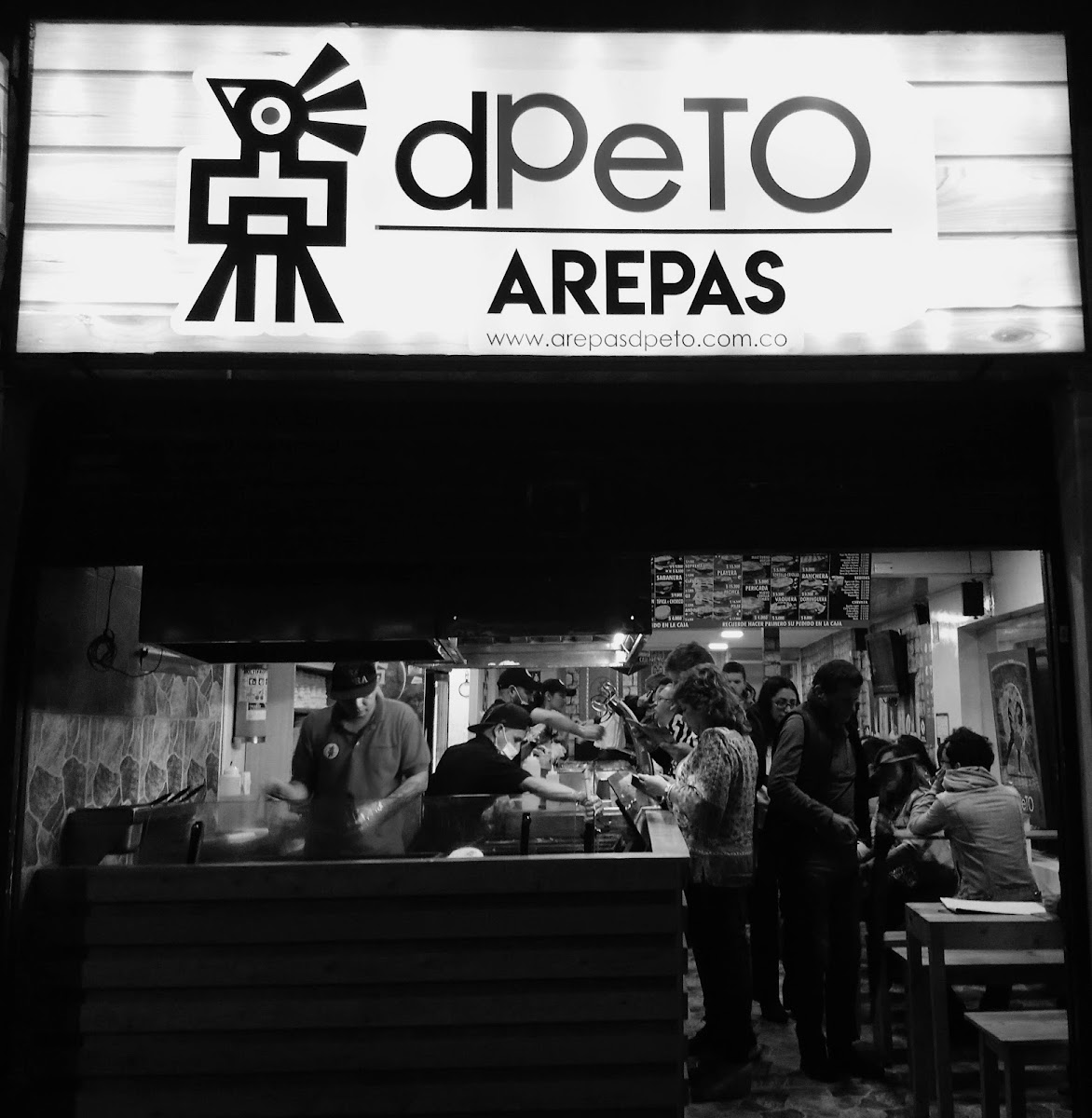 Arepas Dpeto - Modelia